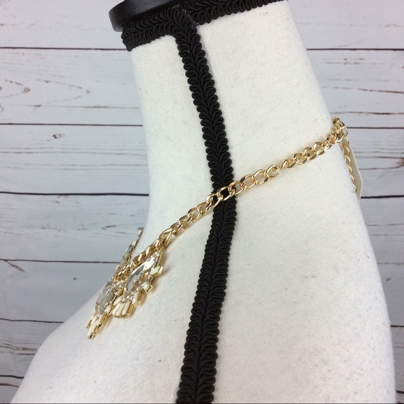 NWT Statement Gold/White Necklace - Picture 4 of 5